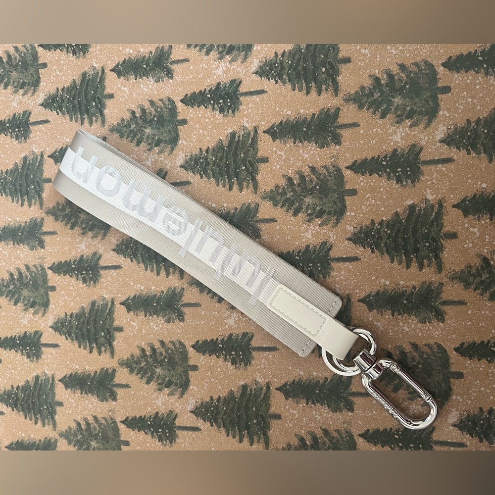 ❤️wristlet